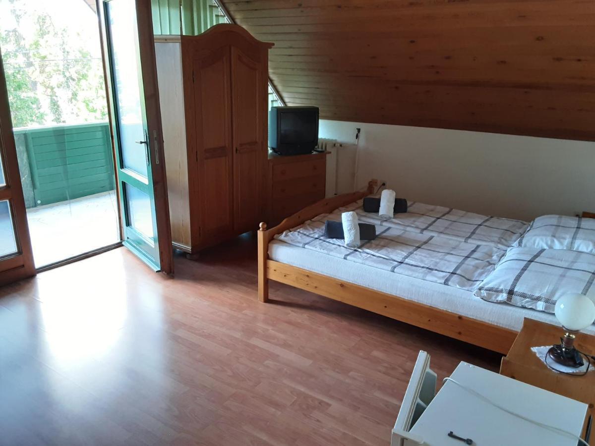 St Hubertus Panzio Bed and Breakfast Hévíz Eksteriør billede